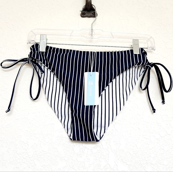 Cupshe Reversible Striped Bikini Bottom Only - Picture 2 of 11